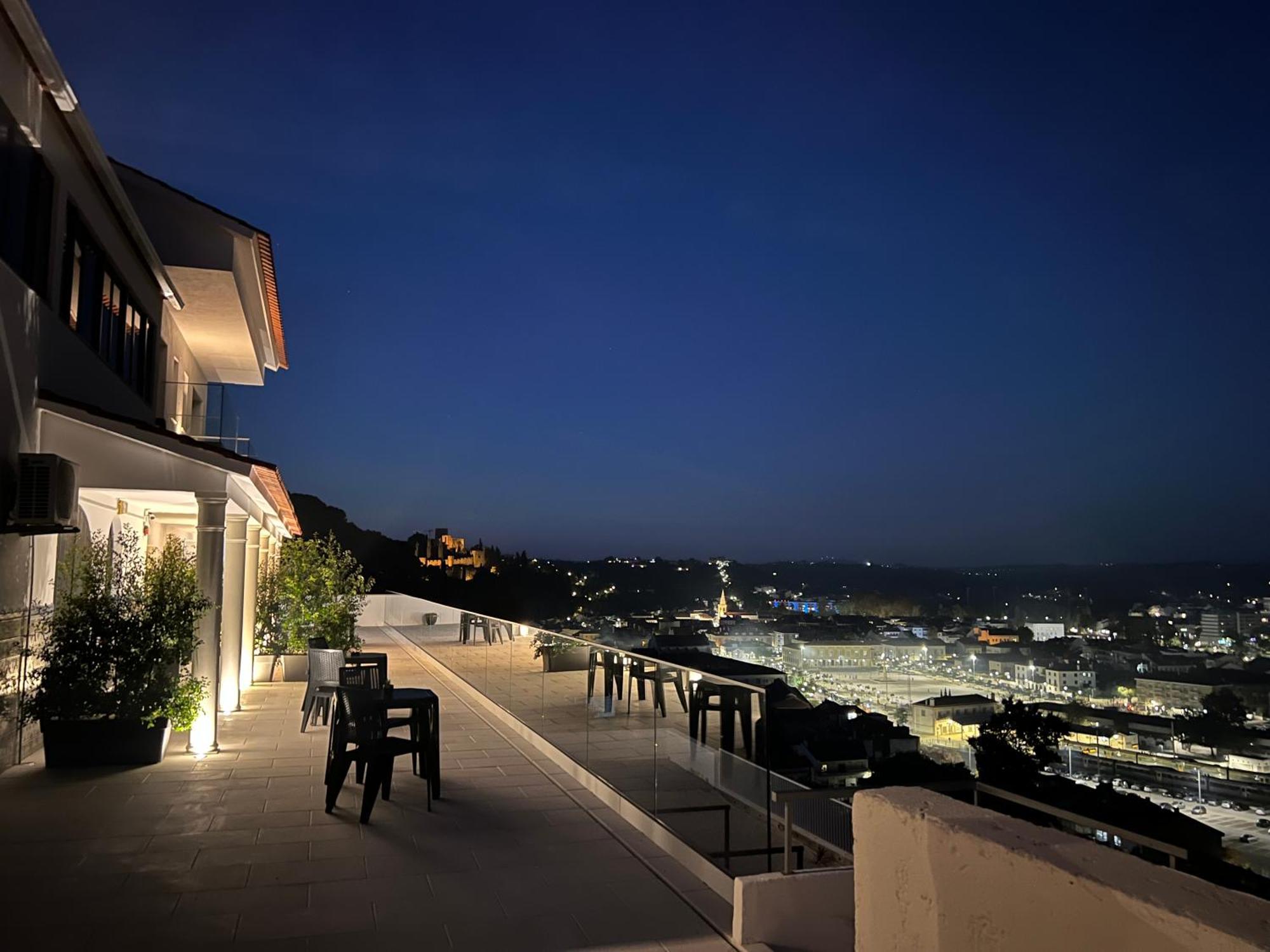 Vila Pombal Tomar Apartments - Pool & City Views Bagian luar foto